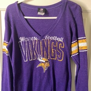 Woman’s NFL Vikings Long Sleeve T-Shirt